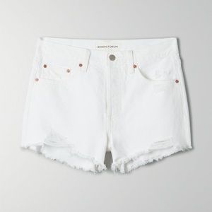 Aritzia Denim Forum The Ex Boyfriend Short, Colour: A Little White Lie, Size 32.